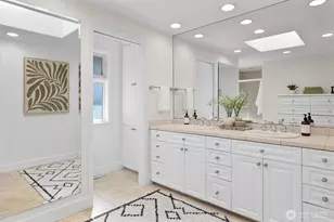 12115 SE 16th Pl, Bellevue, WA 98005 - Photo 16