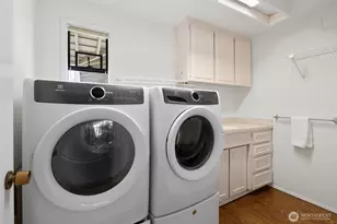 12115 SE 16th Pl, Bellevue, WA 98005 - Photo 26