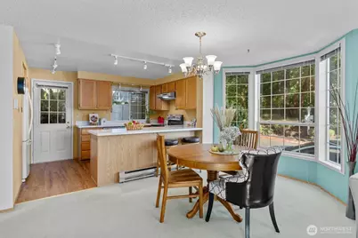 12351 SE 41st Lane #45, Bellevue, WA 98006 - Photo 8