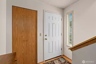 12351 SE 41st Ln, Bellevue, WA 98006 - Photo 24