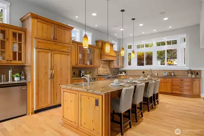 18021 SE 40th Place, Bellevue, WA 98008 - Photo 4