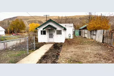 887 1st Avenue S, Okanogan, WA 98840 - Photo 1