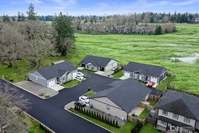 5702 5708 79th Street W #A & B, Lakewood, WA 98499 - Photo 2