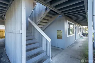 504 N 7th Ave, Kelso, WA 98626 - Photo 6