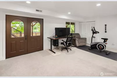 11828 NE 103rd Place, Kirkland, WA 98033 - Photo 24