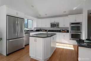 546 Birch St, Oak Harbor, WA 98277 - Photo 8