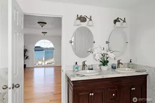 546 Birch St, Oak Harbor, WA 98277 - Photo 20