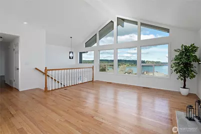 546 Birch Street, Oak Harbor, WA 98277 - Photo 16