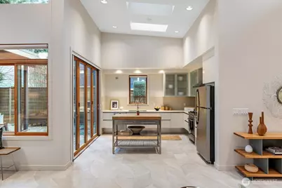 4057 NE 56th Street, Seattle, WA 98105 - Photo 16