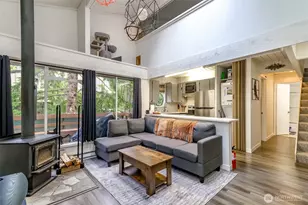 713 E Pointes Dr W, Shelton, WA 98584 - Photo 4