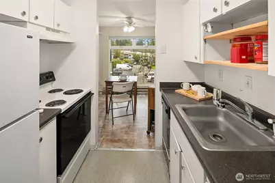 15156 65th Avenue S #1007, Tukwila, WA 98188 - Photo 6