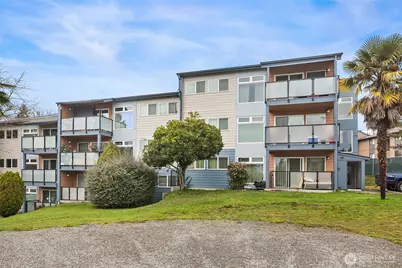 15156 65th Avenue S #1007, Tukwila, WA 98188 - Photo 1