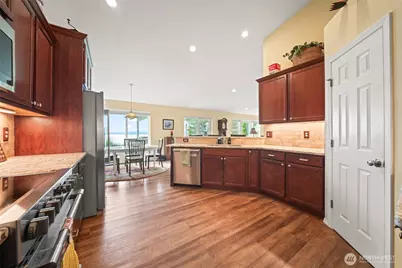 700 Gore Road, Kalama, WA 98625 - Photo 12