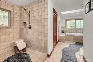 3018 Ilwaco Ave NE, Renton, WA 98059 - Photo 24