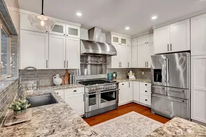 3018 Ilwaco Avenue NE, Renton, WA 98059 - Photo 16