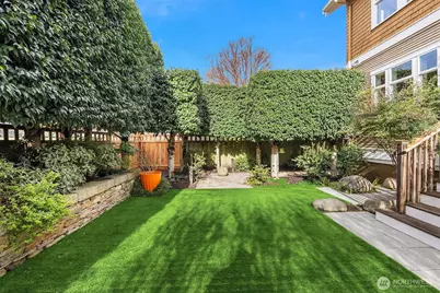 5113 47th Avenue NE, Seattle, WA 98105 - Photo 20