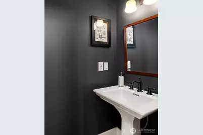 5113 47th Avenue NE, Seattle, WA 98105 - Photo 24