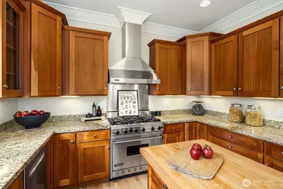 5113 47th Avenue NE, Seattle, WA 98105 - Photo 12