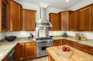 5113 47th Ave NE, Seattle, WA 98105 - Photo 12