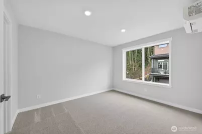13205 NE 127th Way #E, Kirkland, WA 98034 - Photo 12