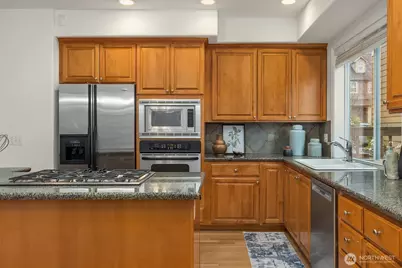 1764 11th Avenue NE, Issaquah, WA 98029 - Photo 14