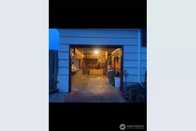 865 NW 75th Street, Seattle, WA 98117 - Photo 22