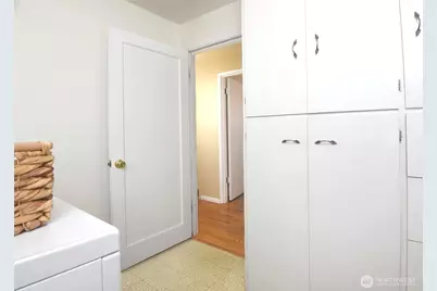 865 NW 75th Street, Seattle, WA 98117 - Photo 16