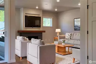 33 E Michelle Ct, Union, WA 98592 - Photo 6