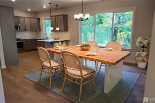 33 E Michelle Ct, Union, WA 98592 - Photo 10