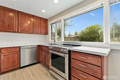 6540 Ardmore Drive SW, Lakewood, WA 98499 - Photo 8