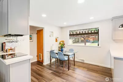 17103 44th Avenue W, Lynnwood, WA 98037 - Photo 8