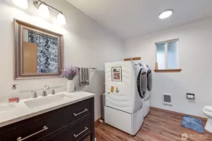 7910 E Glen Dr, Everett, WA 98203 - Photo 22