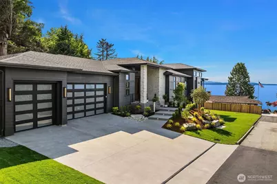 17626 Talbot Road, Edmonds, WA 98026 - Photo 2