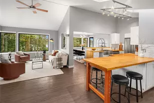 10100 SW Quartermaster Dr, Vashon, WA 98070 - Photo 6