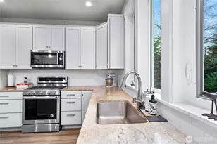 4708 Cypress Dr, Anacortes, WA 98221 - Photo 16