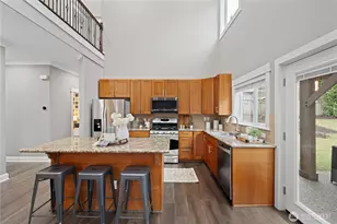 12411 NE 108th Pl, Kirkland, WA 98033 - Photo 14