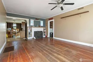 438 Front Ave, Castle Rock, WA 98611 - Photo 6