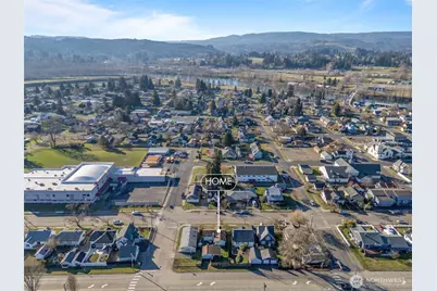 438 Front Avenue, Castle Rock, WA 98611 - Photo 24