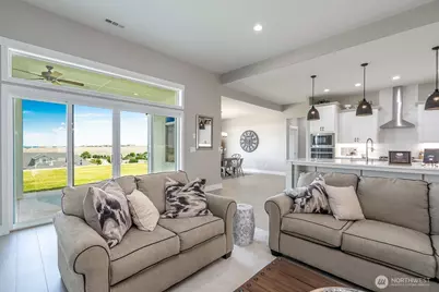 1196 7th Avenue NE, Ephrata, WA 98823 - Photo 4