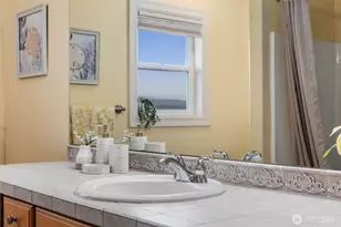 323 Lind Ave NW, Renton, WA 98057 - Photo 20