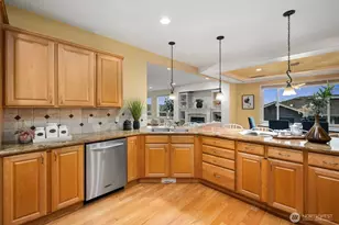 323 Lind Ave NW, Renton, WA 98057 - Photo 12