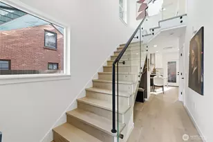 1511 96th Ave NE, Seattle, WA 98115 - Photo 4