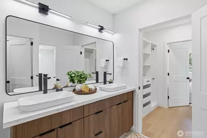 1511 96th Avenue NE, Seattle, WA 98115 - Photo 18