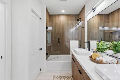 1511 96th Avenue NE, Seattle, WA 98115 - Photo 20