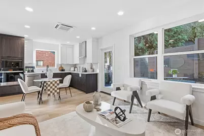 1511 96th Avenue NE, Seattle, WA 98115 - Photo 8