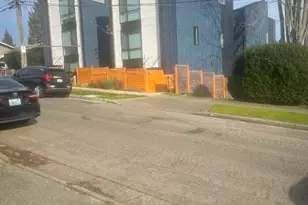 4557 33rd Ave S, Seattle, WA 98118 - Photo 4