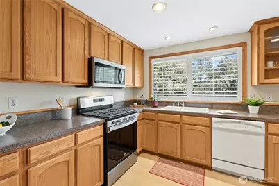 11420 110th Avenue NE, Kirkland, WA 98033 - Photo 6