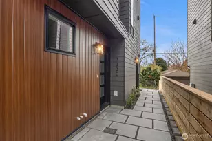 333 NW 47th St, Seattle, WA 98107 - Photo 2