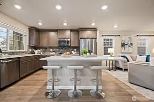 3221 SW Holly St, Seattle, WA 98126 - Photo 8