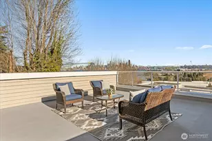 2325 Harbor Ave SW, Seattle, WA 98126 - Photo 2